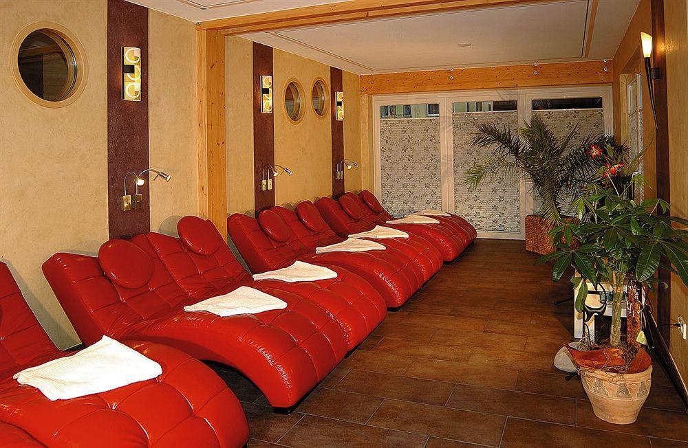 Hôtel Akzent Hubertus à Bad Peterstal-Griesbach Extérieur photo
