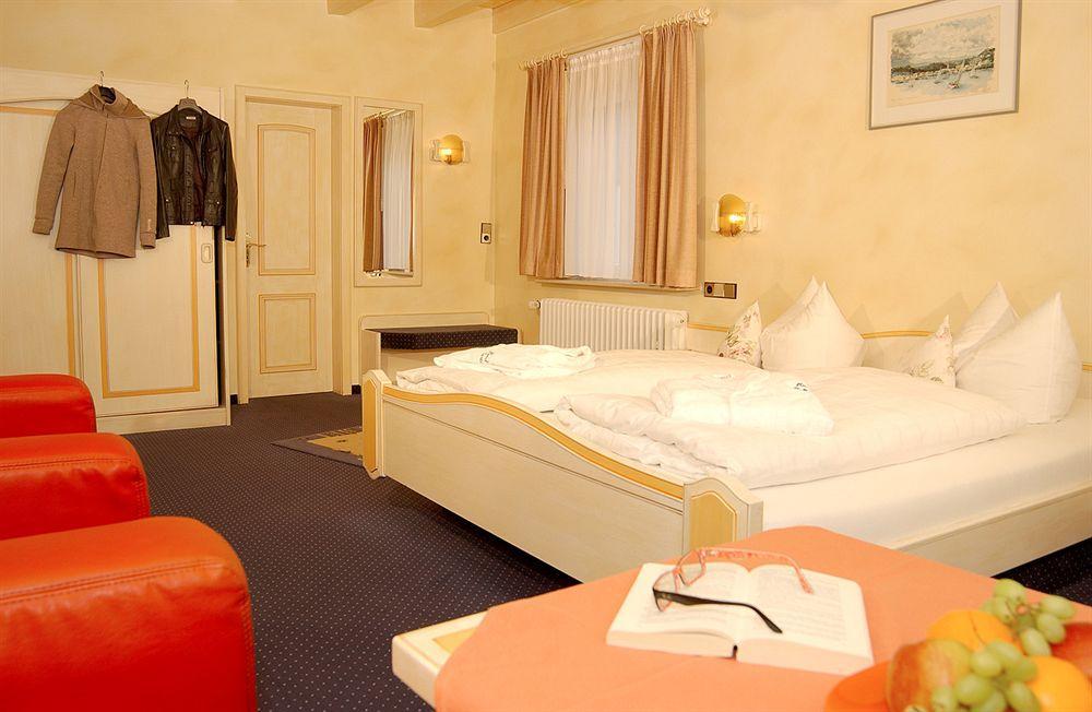 Hôtel Akzent Hubertus à Bad Peterstal-Griesbach Extérieur photo